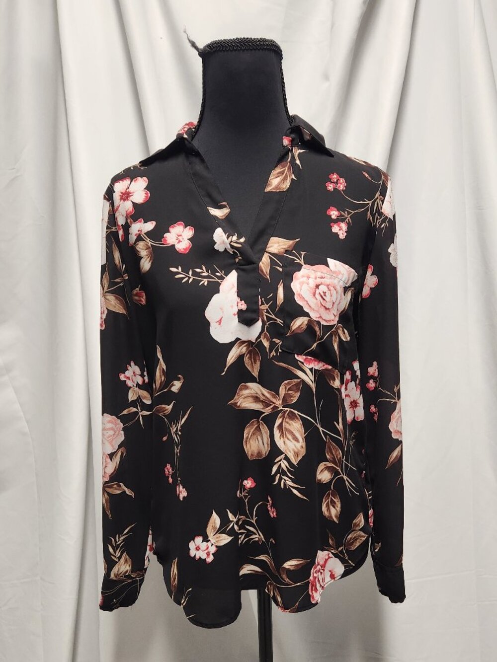 Soho New York & Company Floral Blouse Women’s XS Black Long Sleeve Work Office